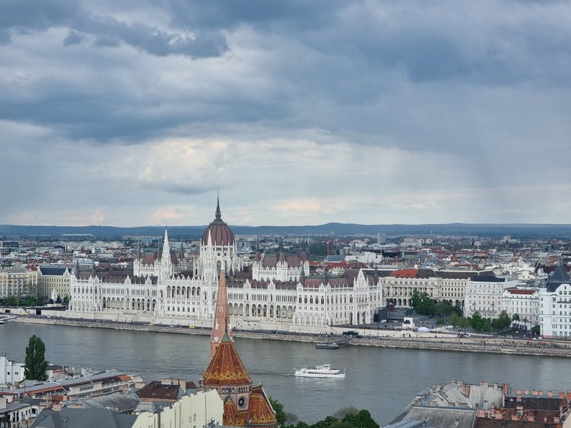 Razgledi3